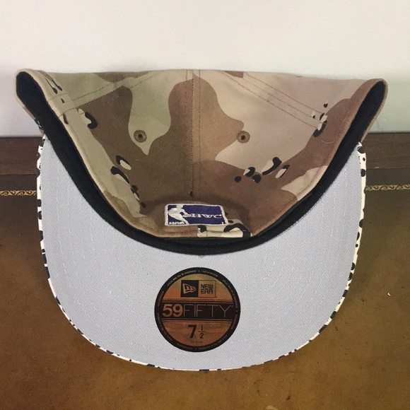 Charlotte Hornets NBA Desert Camo Hat - Picture 3 of 4